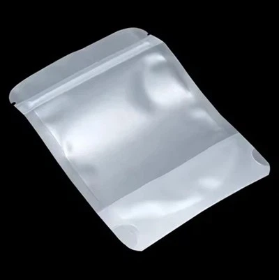 Plastové obalové vrecká na vlastnú veľkosť zipsu s personalizovaným tlačeným obalom